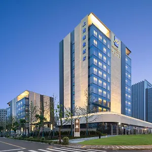 5* Hotel Metropark Hongqiao